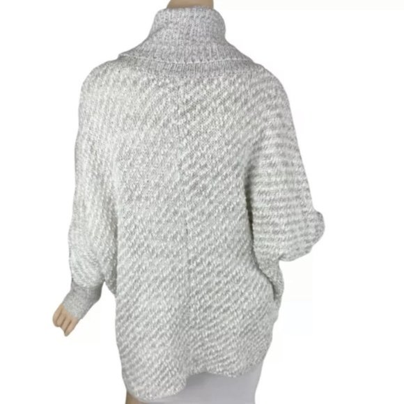 Moon & Madison Sweater Turtleneck Relaxed Size Small - Picture 2 of 8